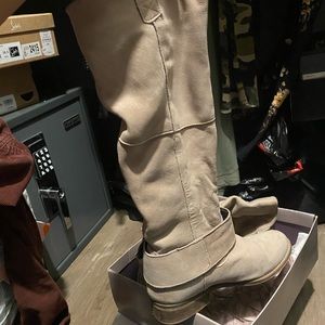 Steve madden size 6.5 leather boots